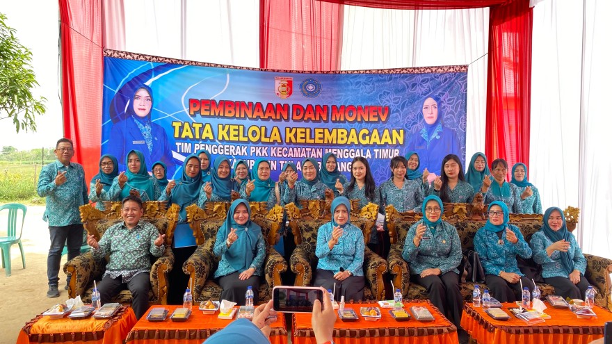 Kunjungan Ketua PKK Kabupaten Tulang Bawang di Kampung Kahuripan Dalam Kecamatan Menggala Timur